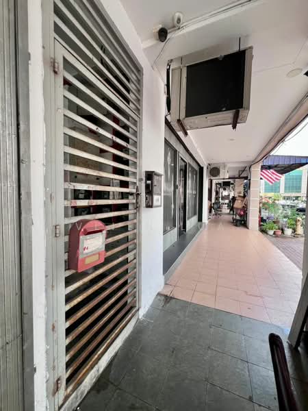 Flat for Sale at Bandar Baru Permas Jaya - Vlien Lua - PropertyGuru.com.my