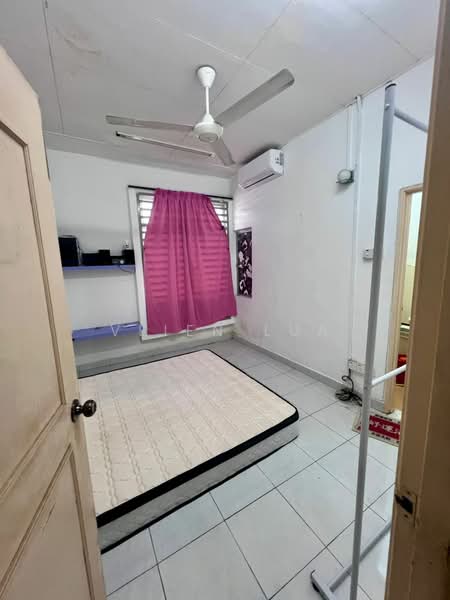 Flat for Sale at Bandar Baru Permas Jaya - Vlien Lua - PropertyGuru.com.my