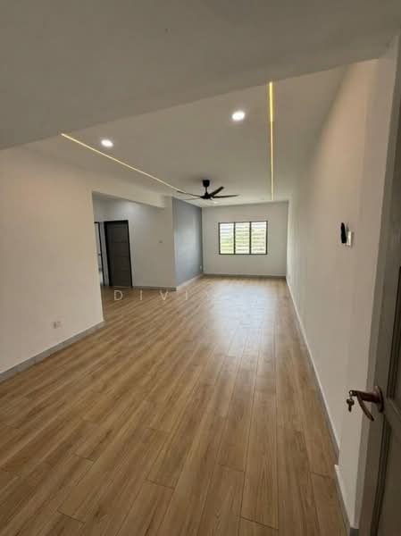 Rumah Flat untuk Dijual di Rumah Pangsa Permas Jaya - Diviya . - PropertyGuru.com.my