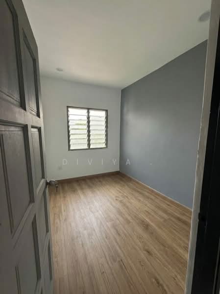 Rumah Flat untuk Dijual di Rumah Pangsa Permas Jaya - Diviya . - PropertyGuru.com.my