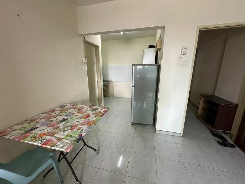 Apartment for Sale at Taman Kheng Tian - Bryan Teng - Kitchen - PropertyGuru.com.my
