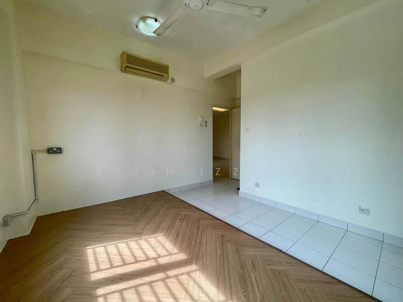 Apartment for Sale at Danga View Apartment - Fatin Izzaty - PropertyGuru.com.my
