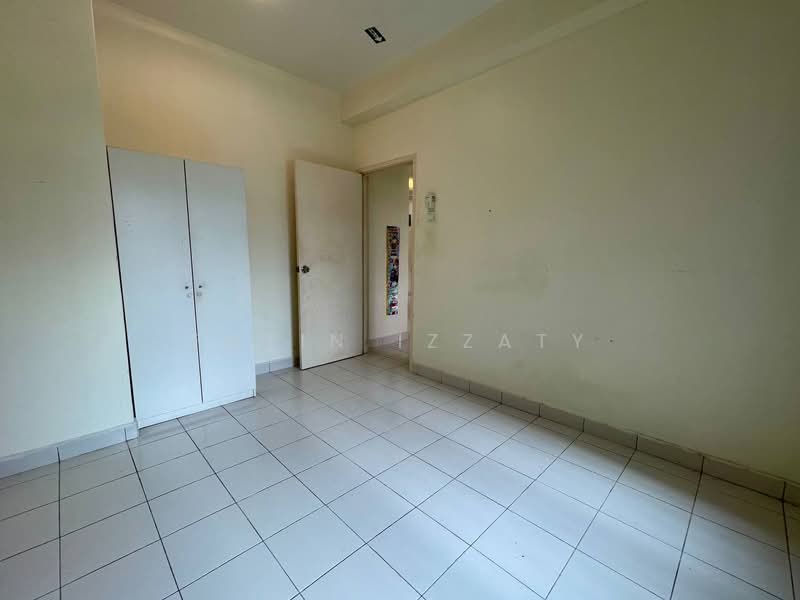 Apartment for Sale at Danga View Apartment - Fatin Izzaty - PropertyGuru.com.my