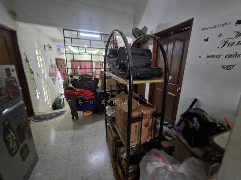1.5-storey Terraced House for Sale in Taman Mudun (Cheras) - Esharani . - PropertyGuru.com.my