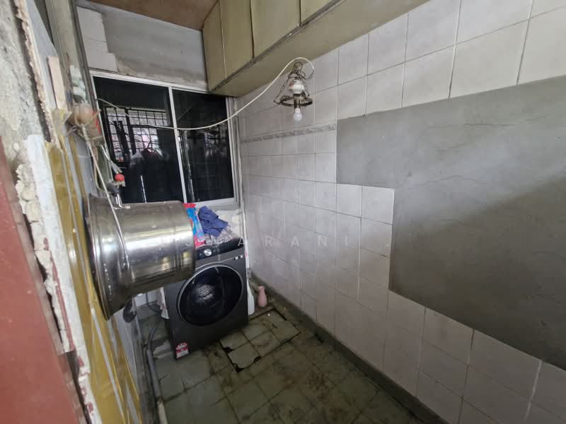 1.5-storey Terraced House for Sale in Taman Mudun (Cheras) - Esharani . - PropertyGuru.com.my