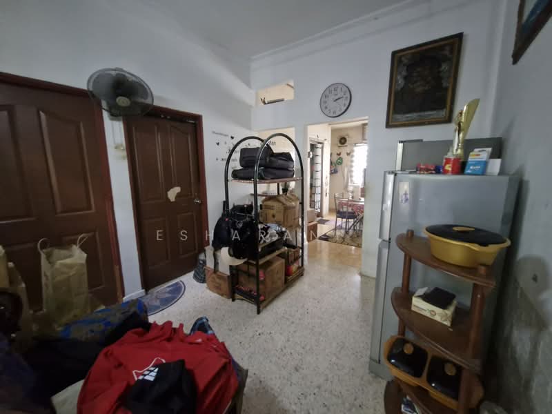 1.5-storey Terraced House for Sale in Taman Mudun (Cheras) - Esharani . - PropertyGuru.com.my
