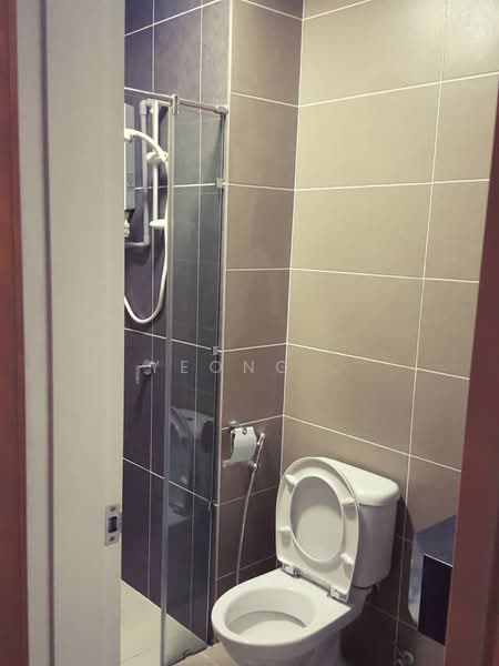 Condominium for Rent at Ceria Residences, Cyberjaya - Yeong . - Bathroom - PropertyGuru.com.my