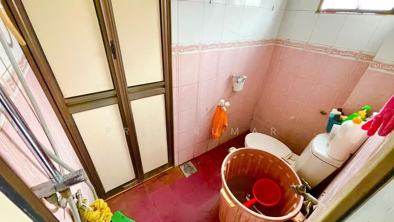 Rumah Teres 2 Tingkat untuk Dijual di TAMAN PUCHONG UTAMA (Puchong) - Prem Kumar - Bathroom - PropertyGuru.com.my