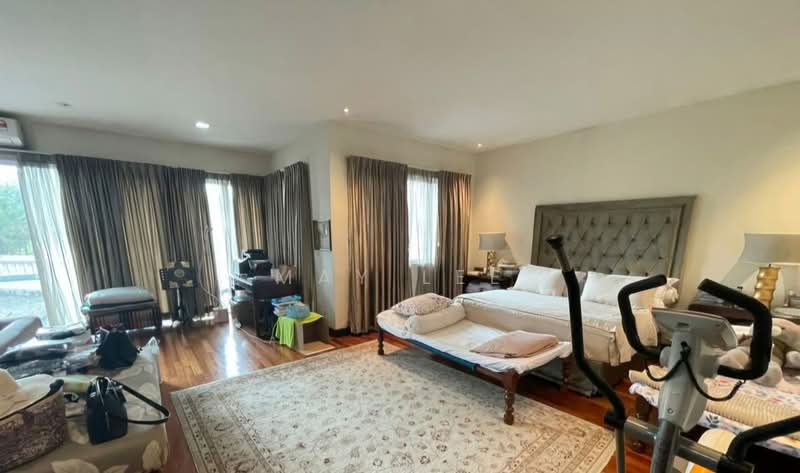 3-storey Terraced House for Sale in Duta Tropika (Batu) - May Lee - Bedroom - PropertyGuru.com.my