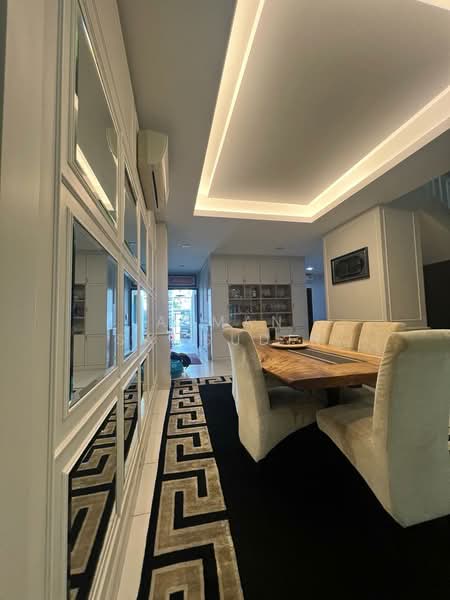 Rumah Teres 3 Tingkat untuk Disewa di Shah Alam (Selangor) - Asman Samsudin - Dining Room - PropertyGuru.com.my