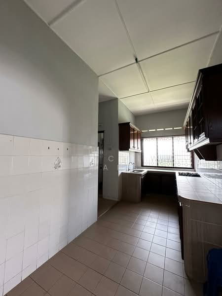 Semi-Detached House for Rent in Johor Bahru (Johor) - Sin Chew Siang - Kitchen - PropertyGuru.com.my