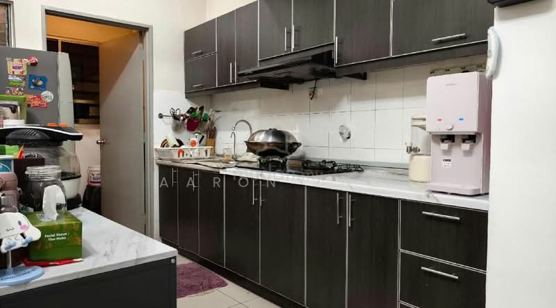 Kondominium untuk Dijual di Casa Idaman - Aaron Ong - Kitchen - PropertyGuru.com.my