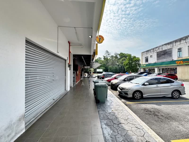 Shop / Office for Rent in Bandar Bukit Mahkota (Bangi) - Herman Sazwan Nor Rahim - Exterior - PropertyGuru.com.my