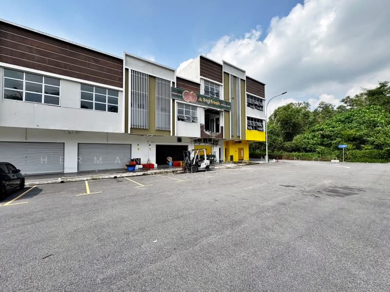 Shop / Office for Rent in Bandar Bukit Mahkota (Bangi) - Herman Sazwan Nor Rahim - Exterior - PropertyGuru.com.my