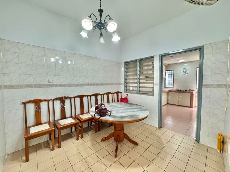 Rumah Teres 2 Tingkat untuk Dijual di Kota Kemuning (Shah Alam) - Salawati Busro - Kitchen - PropertyGuru.com.my