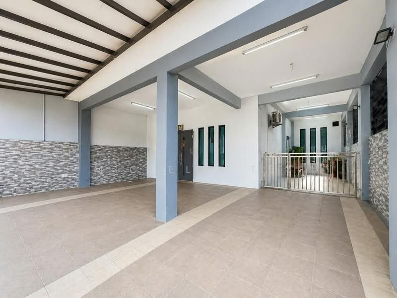 Cluster House for Sale in Taman Scientex Pasir Gudang (Pasir Gudang) - Michelle Tey - PropertyGuru.com.my