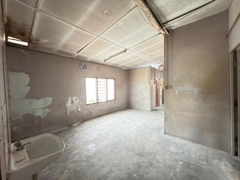 Rumah Teres 1 Tingkat untuk Dijual di Senai (Johor) - Zoey Lee - Interior - PropertyGuru.com.my