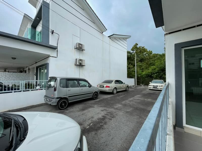 Rumah Teres 2 Tingkat untuk Dijual di Dengkil (Selangor) - Kelvin Pook - Exterior - PropertyGuru.com.my
