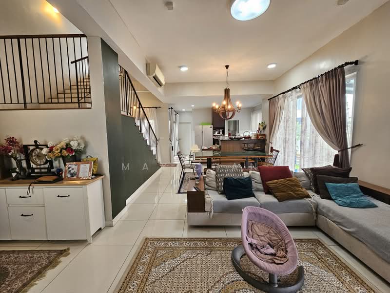 Rumah Kluster untuk Dijual di Tropicana Heights (Kajang) - May Chan - Living Room - PropertyGuru.com.my