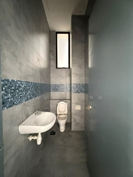 Kilang untuk Disewa di Pasir Gudang (Johor) - Pauline Ng - Bathroom - PropertyGuru.com.my