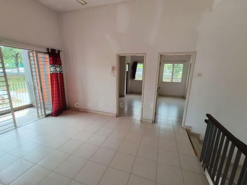Rumah Teres 2 Tingkat untuk Disewa di Bandar Seri Coalfields (Sungai Buloh) - Chris See - Living Room - PropertyGuru.com.my