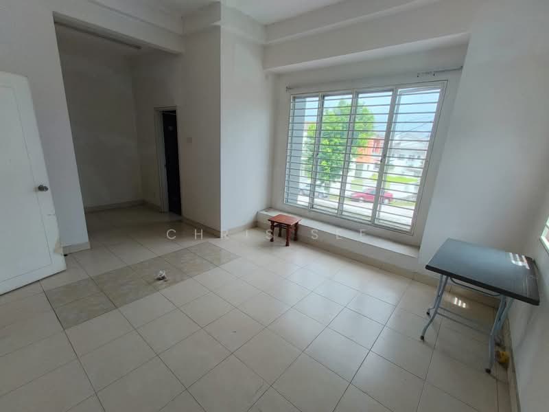 Rumah Teres 2 Tingkat untuk Disewa di Bandar Seri Coalfields (Sungai Buloh) - Chris See - Living Room - PropertyGuru.com.my