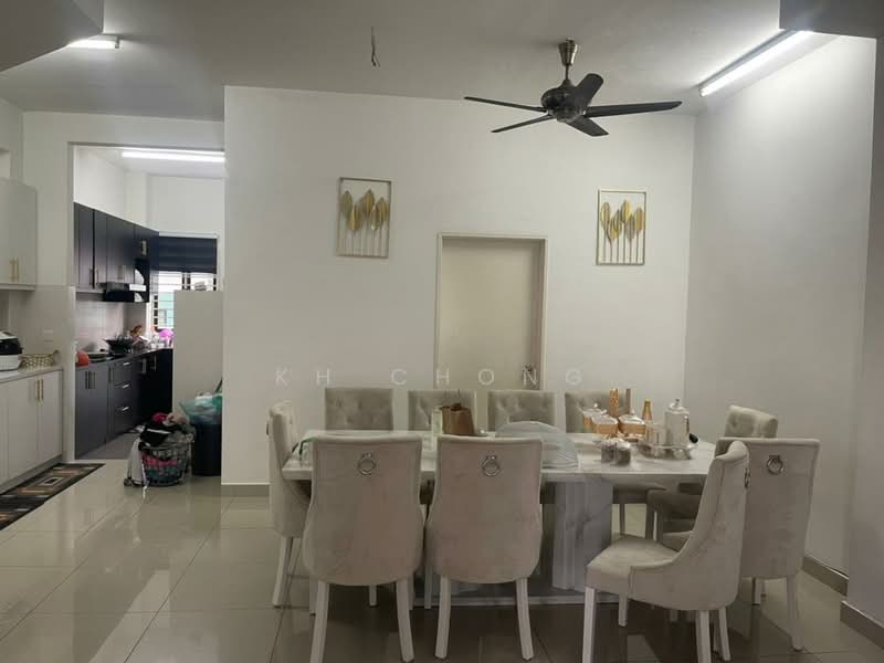 Rumah Teres 2 Tingkat untuk Dijual di Setia Indah (Setia Alam) - KH Chong - Kitchen - PropertyGuru.com.my