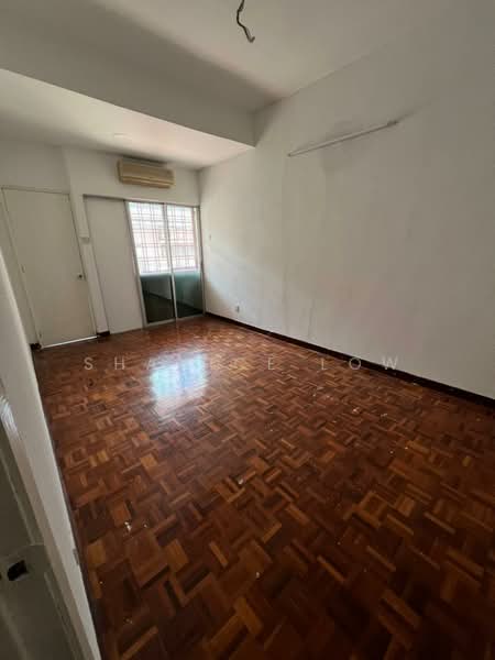 2.5-storey Terraced House for Sale in BANDAR PUCHONG JAYA (Puchong) - Shanice Low - Interior - PropertyGuru.com.my