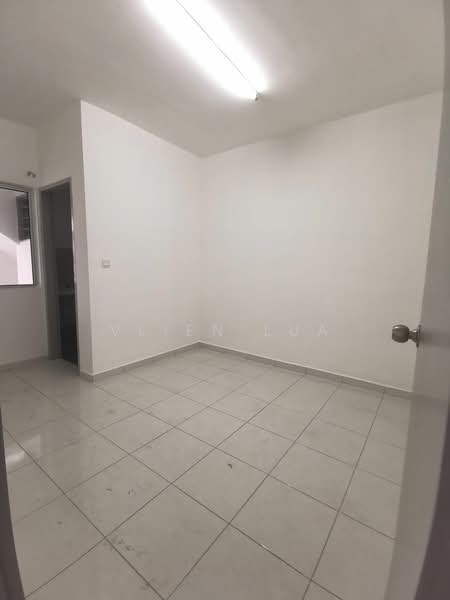Townhouse for Sale in Taman Iris (Kulai) - Vlien Lua - PropertyGuru.com.my