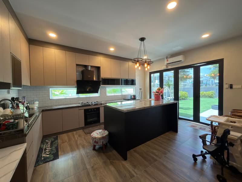 Cluster House for Sale in Skudai (Johor) - Zoey Lee - Kitchen - PropertyGuru.com.my