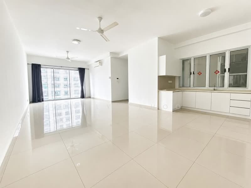 Kondominium untuk Dijual di Villa Crystal - Evelyn Khoo - Living Room - PropertyGuru.com.my