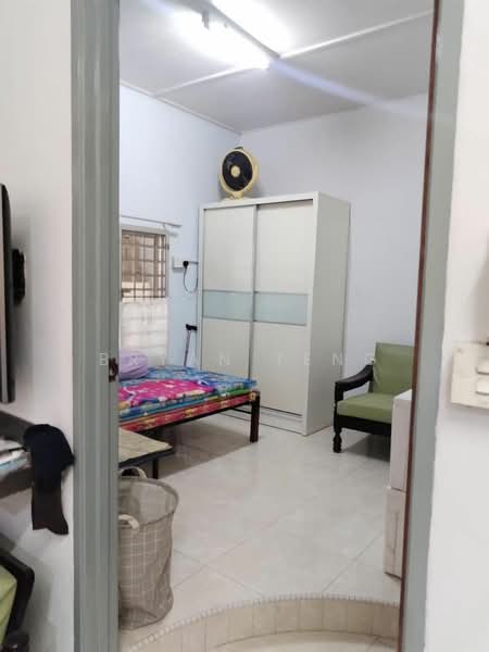 Rumah Teres 1 Tingkat untuk Dijual di George Town (Penang) - Bryan Teng - Bedroom - PropertyGuru.com.my
