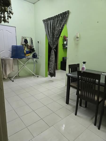 1-storey Terraced House for Sale in Taman Seri Jenaris (Tikam Batu) - Aswad . - Dining Area - PropertyGuru.com.my