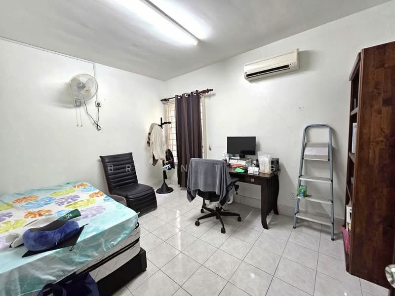 Condominium for Sale at Greenlane Park - Bryan Teng - Bedroom - PropertyGuru.com.my