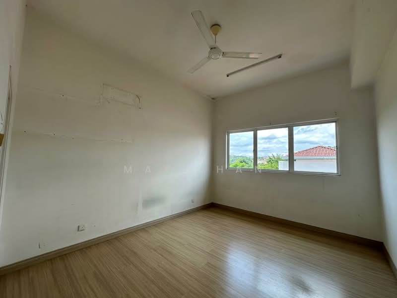 3-storey Terraced House for Sale in Taman Nadayu 92 (Kajang) - May Chan - Bedroom - PropertyGuru.com.my