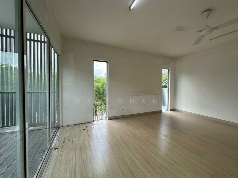 3-storey Terraced House for Sale in Taman Nadayu 92 (Kajang) - May Chan - Living Room - PropertyGuru.com.my