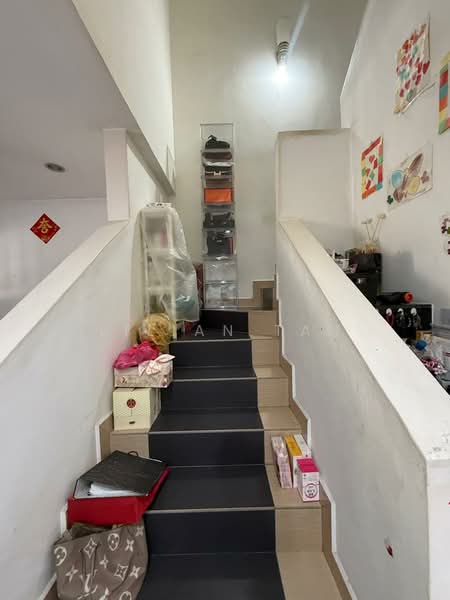 2-storey Terraced House for Sale in Taman Lestari Putra (Seri Kembangan) - Lilian Tan - Interior - PropertyGuru.com.my