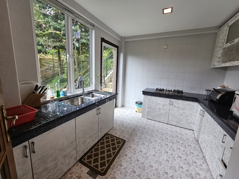 Bungalow for Sale in Bukit Tinggi (Bentong) - Catherine Tay - Kitchen - PropertyGuru.com.my