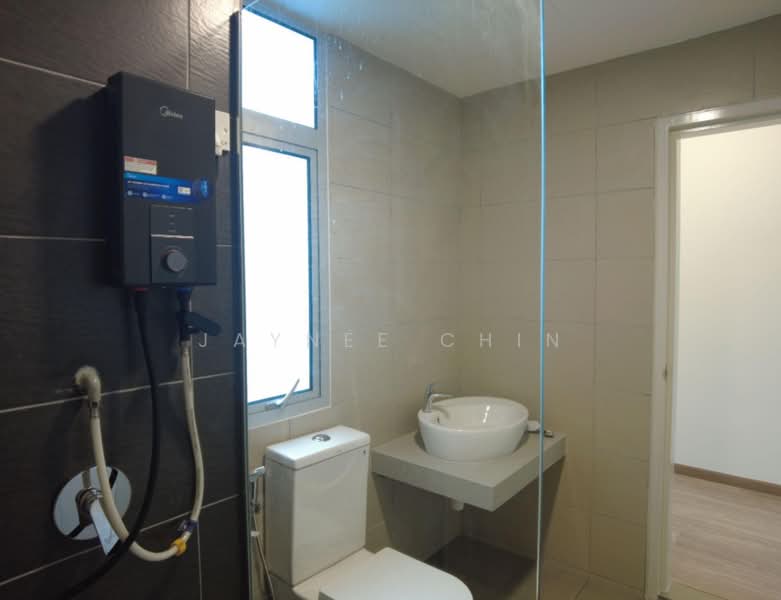 Servis Apartment untuk Disewa di MIRAI Residences - Jaynee Chin - Bathroom - PropertyGuru.com.my