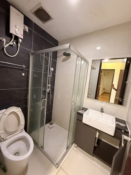 Condominium for Rent at Royal Strand @ Country Garden Danga Bay - Jensen Goh - PropertyGuru.com.my
