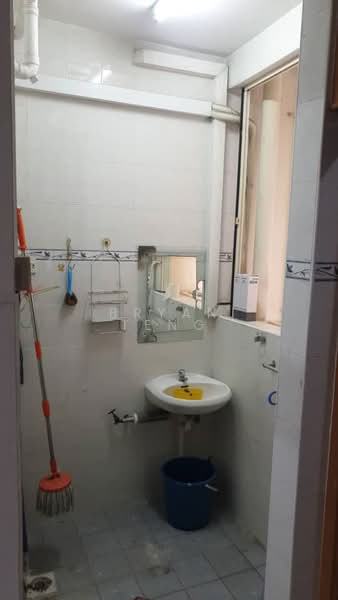 Apartment for Sale at Kingfisher Series - Bryan Teng - Bathroom - PropertyGuru.com.my