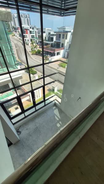 Rumah Berkembar untuk Dijual di Putra Heights (Subang Jaya) - Chester Cheng - Balcony - PropertyGuru.com.my