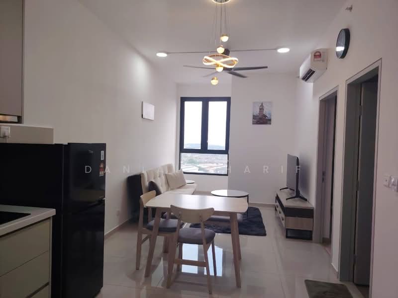 Servis Apartment untuk Disewa di BeCentral @ i-City - Danial Zharif - Living Room - PropertyGuru.com.my