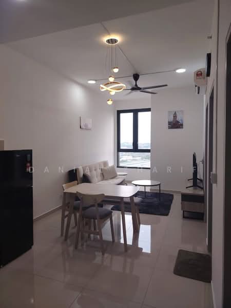 Servis Apartment untuk Disewa di BeCentral @ i-City - Danial Zharif - Living Room - PropertyGuru.com.my