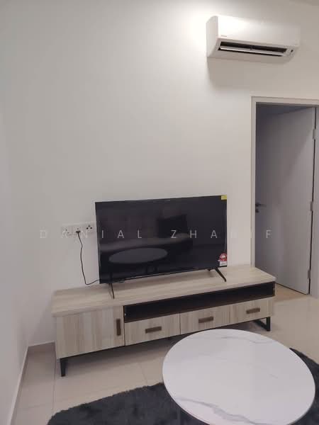 Servis Apartment untuk Disewa di BeCentral @ i-City - Danial Zharif - Living Room - PropertyGuru.com.my