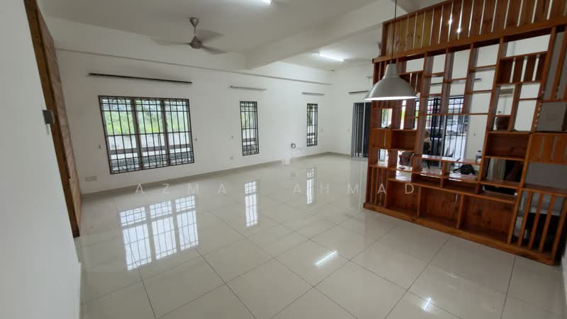 Rumah Teres 2 Tingkat untuk Dijual di Sepang (Selangor) - Azman Ahmad - PropertyGuru.com.my