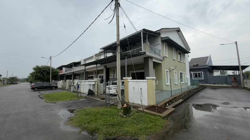 Rumah Teres 2 Tingkat untuk Dijual di Sepang (Selangor) - Azman Ahmad - PropertyGuru.com.my