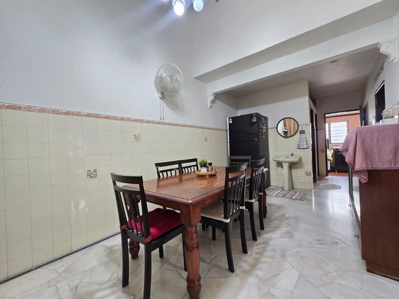 Rumah Teres 1 Tingkat untuk Dijual di Port Klang (Pelabuhan Klang) (Selangor) - Shereen Tan - Dining Room - PropertyGuru.com.my