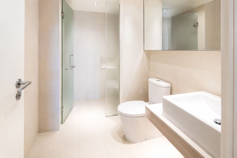 Service Residence for Sale at Hampshire Place - Jane Lai - Bathroom - PropertyGuru.com.my