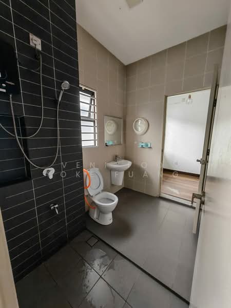 Terraced House for Rent in Bandar Bukit Raja (Klang) - Veni Foo Yoke Fuang - Bathroom - PropertyGuru.com.my